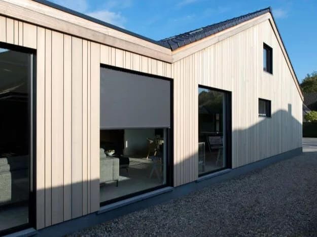 Store screen latéral pour pergola