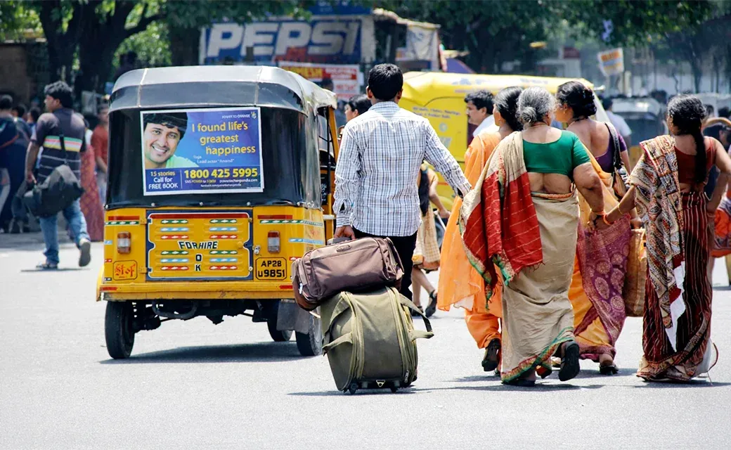 2,000 rickshaws displayed campaign ads as they wound their way through Hyderabad traffic daily.
