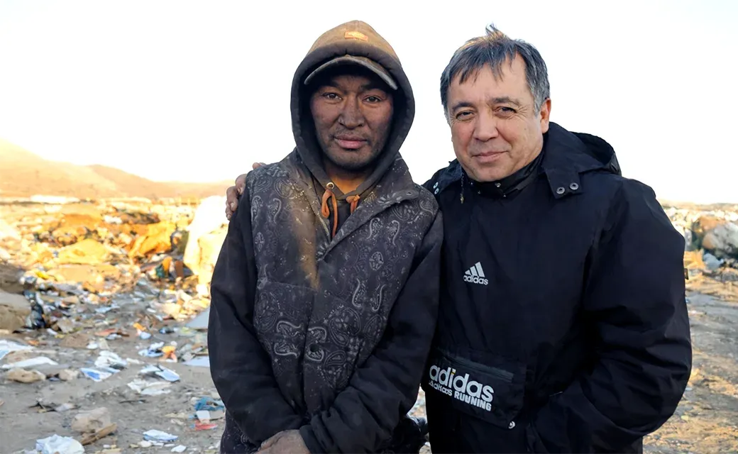 From Bus Ads to the City Dump: Mongolia’s Campaign Breakthrough