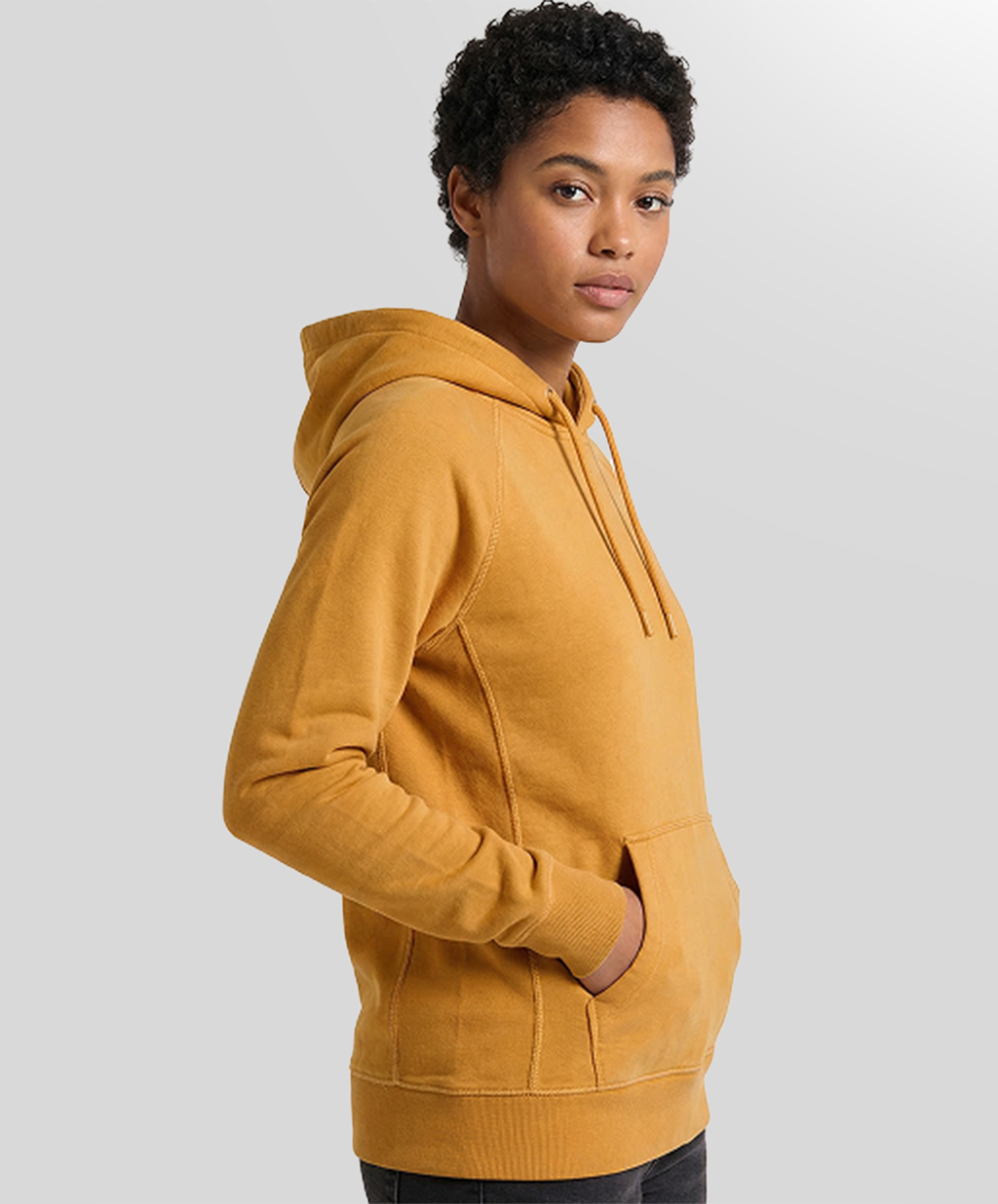 Hoodies & Sweatshirts