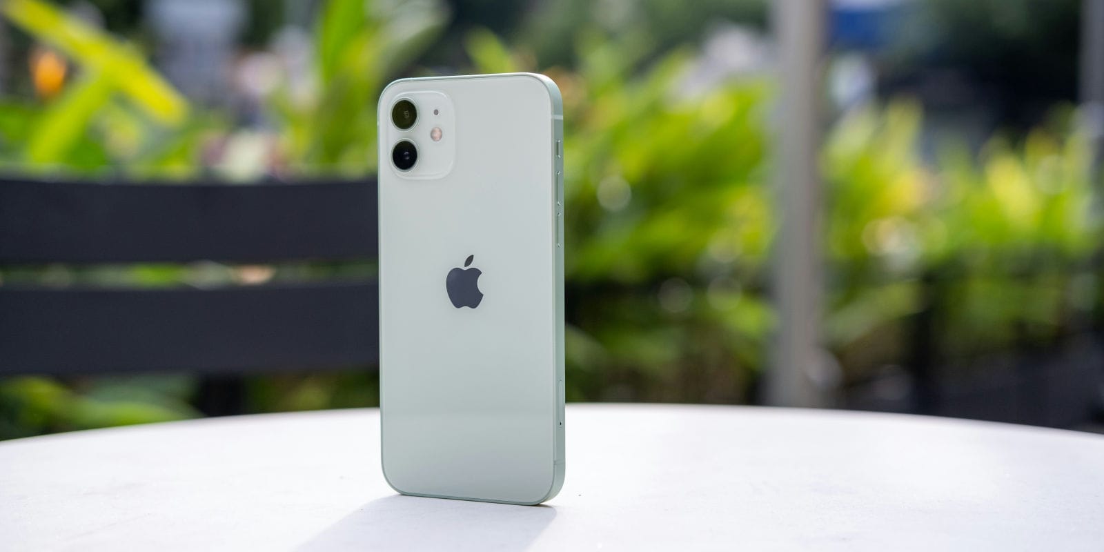 Does iPhone 12 Support eSIM? Here&rsquo;s the Real Answer